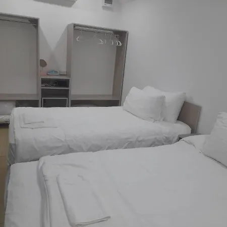 Baan Suan Madam บ้านสวนมาดามวังน้ำเขียว Exterior photo