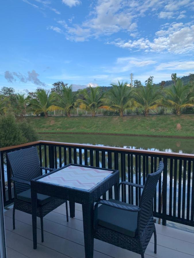 Villa Baan Suan Madam บ้านสวนมาดามวังน้ำเขียว Wang Nam Khiao