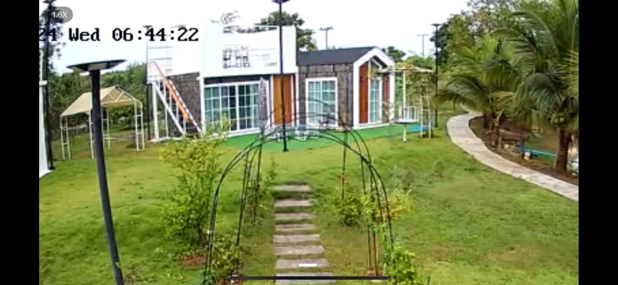 Villa Baan Suan Madam บ้านสวนมาดามวังน้ำเขียว Wang Nam Khiao