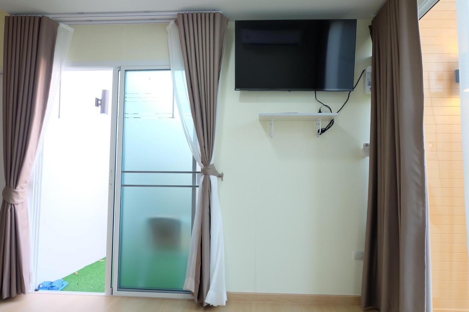 Baan Suan Madam บ้านสวนมาดามวังน้ำเขียว *