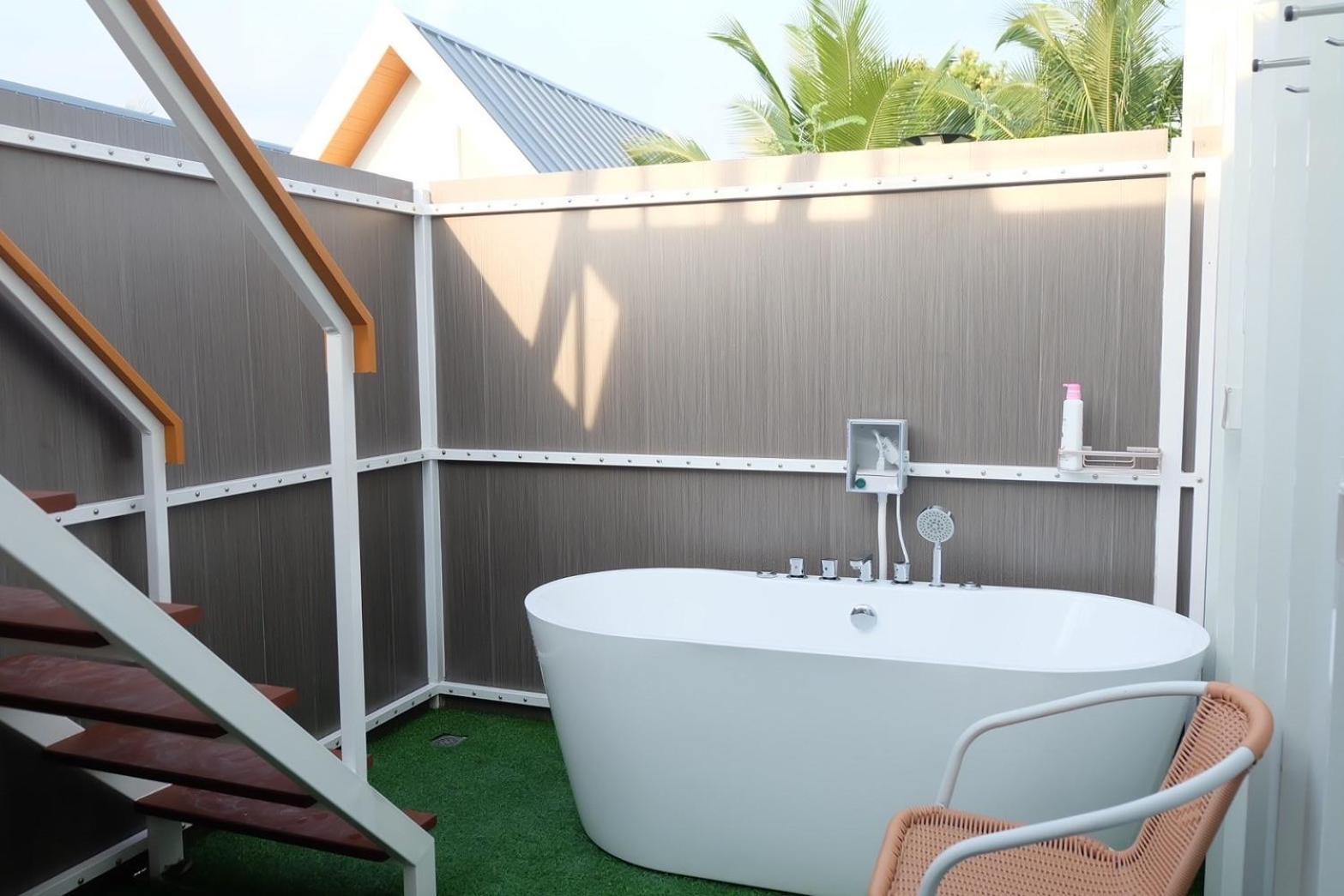 Baan Suan Madam บ้านสวนมาดามวังน้ำเขียว Villa